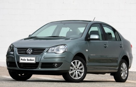 POLO  SEDAN 1.6 2008 PRETO